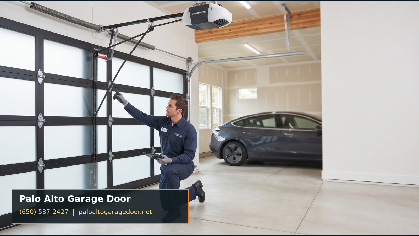 Modern garage door on a Palo Alto home