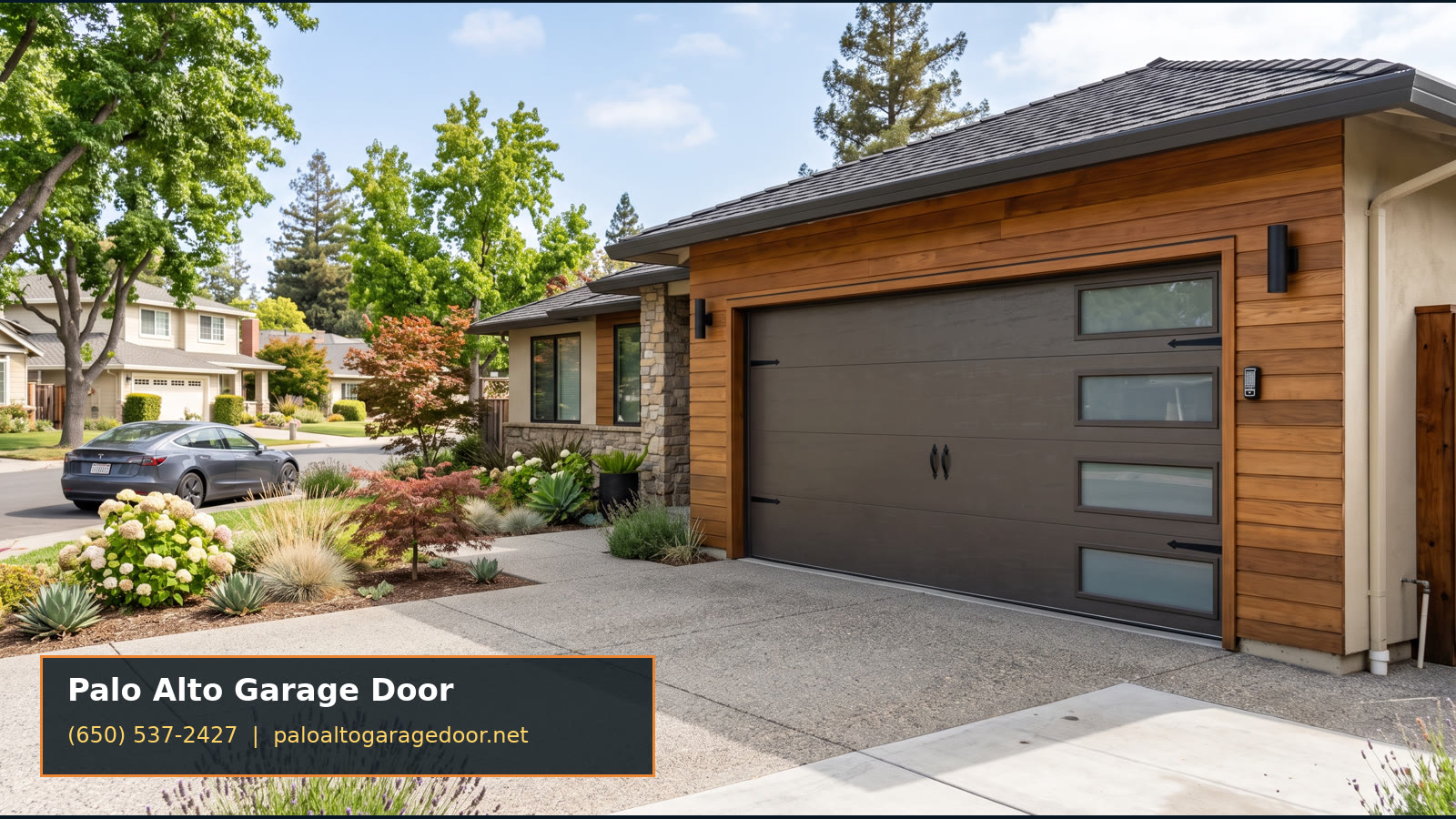 Modern garage door on a Palo Alto home